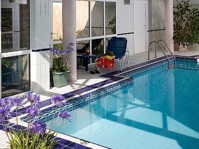 Logis Hotel Les Cimes Argeles-Gazost Bagian luar foto