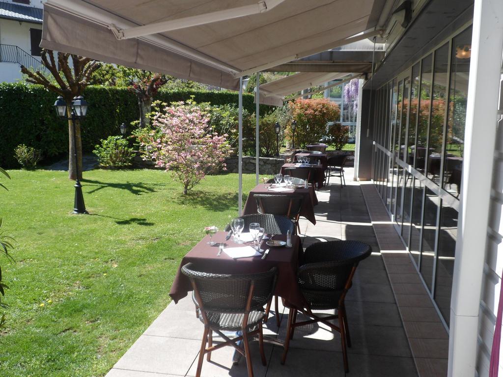 Logis Hotel Les Cimes Argeles-Gazost Bagian luar foto